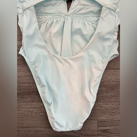 Bcbgmaxazria Size 6 Plunging V-Neckline Shirr One Piece Swimsuit Aqua Blue - Picture 7 of 15